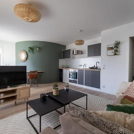 Apartment Annecy, Calme, Terrasse, Parking Box